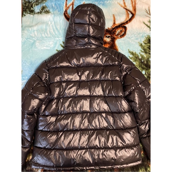 Guess shiny black puffer jacket - Picture 2 of 5